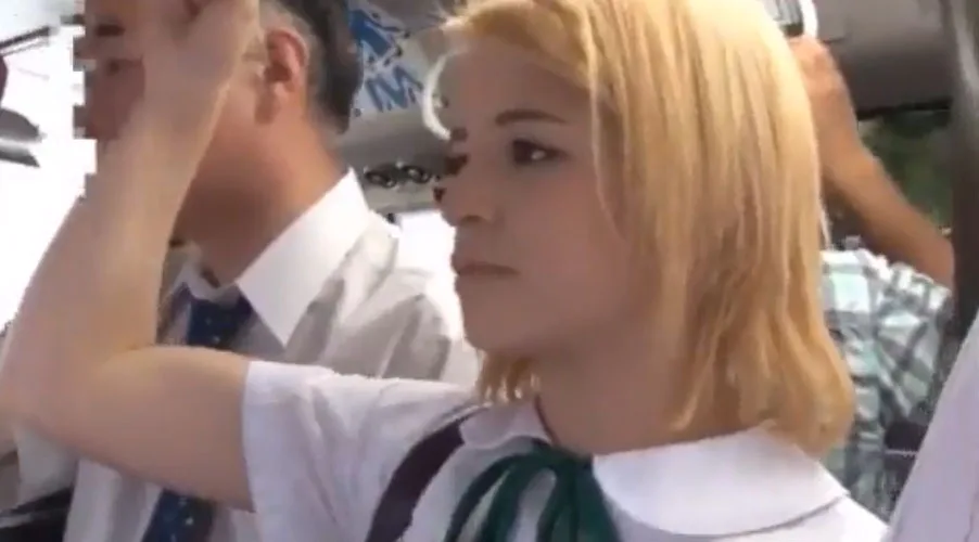 Estudante Europeia Onibus 01 1
